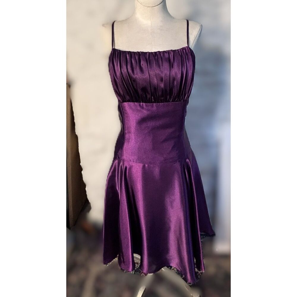 Vintage 90s Jessica McClintock Gunne Sax Plum Satin Corset Back Party Dress